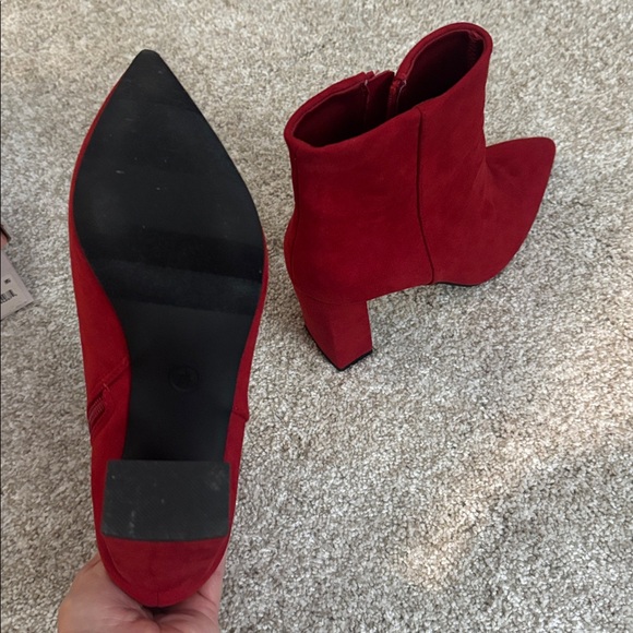 FLASH SALE!!! Worn ONCE!!
Others are selling these for $50 and UP !! - Picture 4 of 8